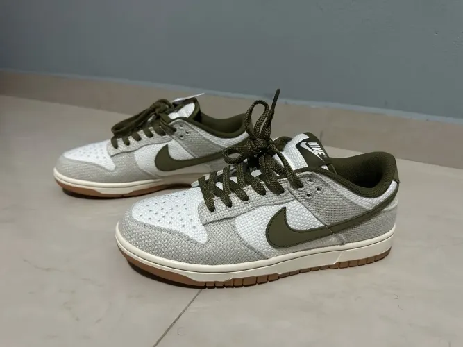 Tênis Nike Dunk Low Retro SE - TAM 40.5 - Nunca usado