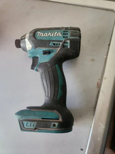 Parafusadeira makita 18v