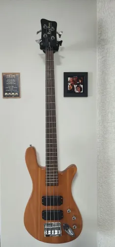 Baixo Warwick RockBass 4 cordas
