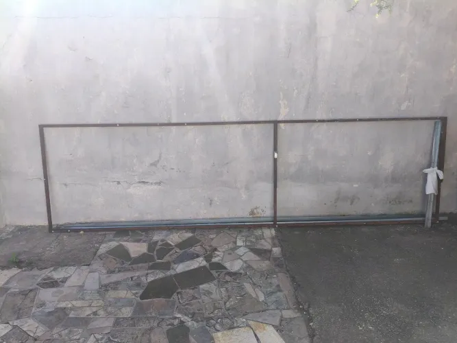 Arco Metálico para Lona de Fachada Completo