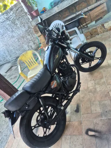 Suzuki intruder 125 ano 2007 custom