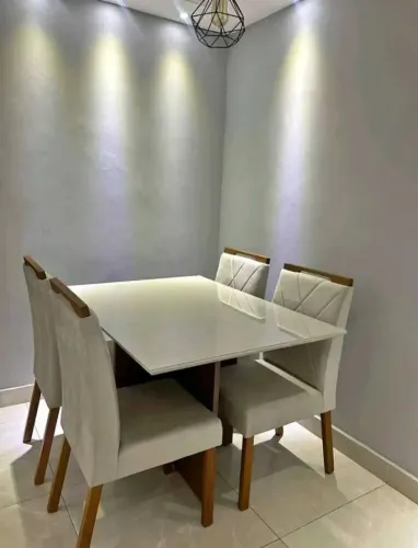 MESA COM 4 CADEIRAS TAMPO DE VIDRO PAGAMENTO NA ENTREGA