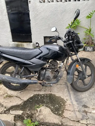 Moto 5.000 à vista mais 3 parcelas de mil
