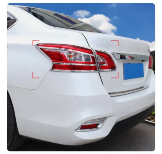 Detalhe Lanterna Nissan Sentra 2015