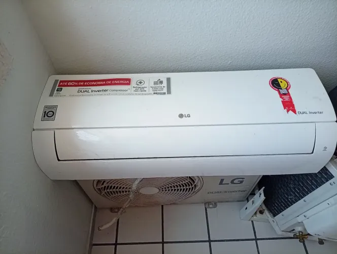 Ar condicionado LG Dual inverter 12.000 BTUs