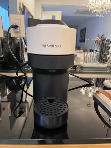 Nespresso Vertuo branca