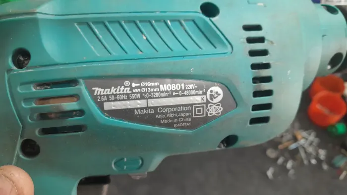 Furadeira Makita