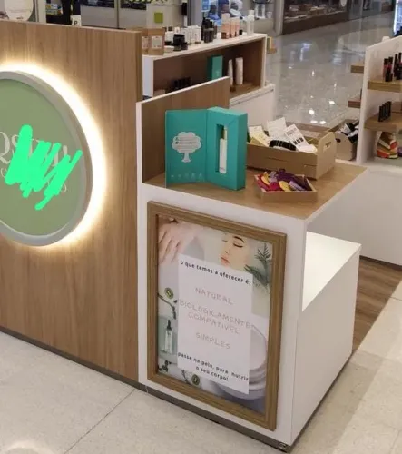 Quiosque Comercial de Madeira Novo Jundiaí SP para Shopping e Galerias