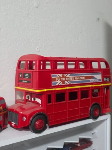 Ônibus Londres - Oficial Disney Pixar Cars