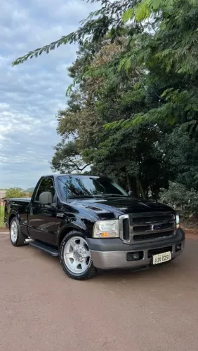 Ford F-250 XLT 4.2 TB Diesel 2004