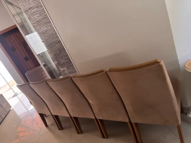 Conjunto de cadeiras de jantar
