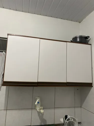 Vende-se armário 2 compartimentos