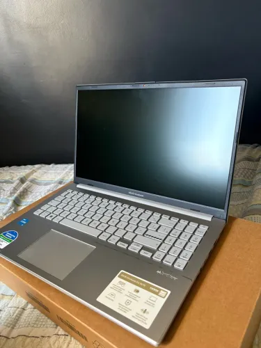 VENDO NOTEBOOK ASUS VIVOBOOK GO 15