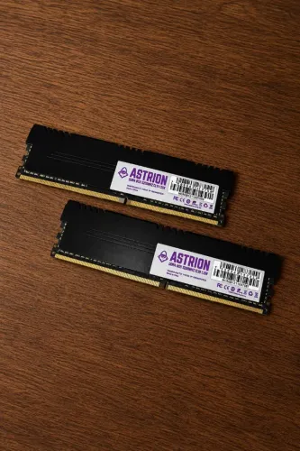 Memória Gamer XPG Seminova 2x8gb DDR4