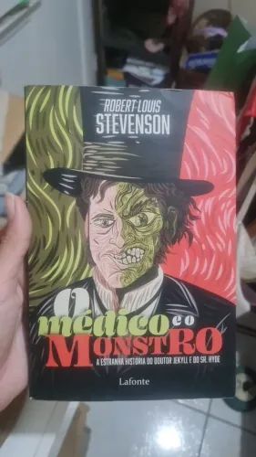 Livro o médico e o monstro 