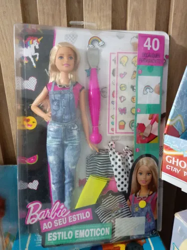 Barbie Ao Seu Estilo Emoticon Boneca Loira 