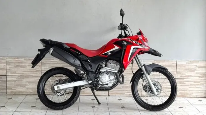 2023 Honda xre 300 filé