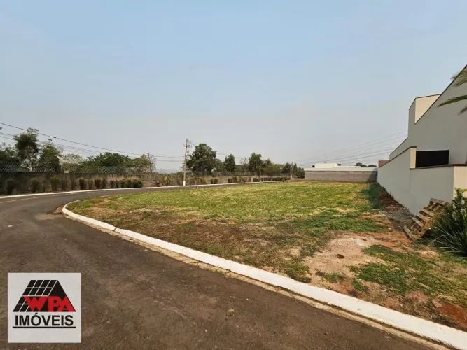 Terreno residencial à venda no Condomínio Estância Hípica em Nova Odessa