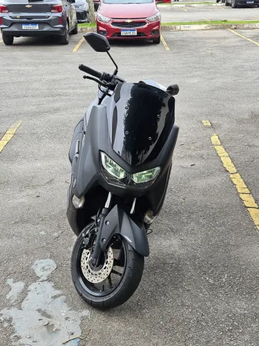 Vendo Nmax 2022 preta