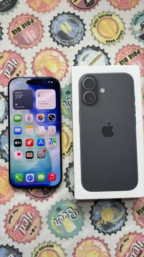 iPhone 17
