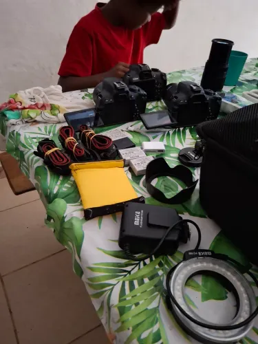 Camera Canon e Lente ( Vendo/ Troco )