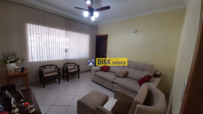 Casa com 2 dormitórios à venda por R$ 655.000,00 - Vila Scarpelli - Santo André/SP