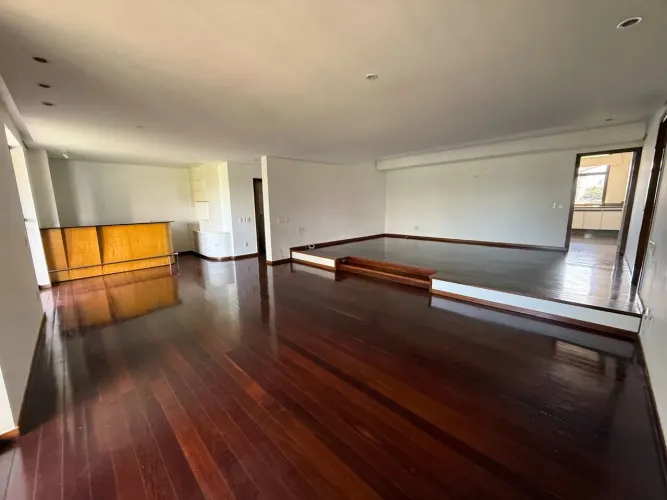 Apartamento para venda ou locação no bairro Copacabana em Uberlândia