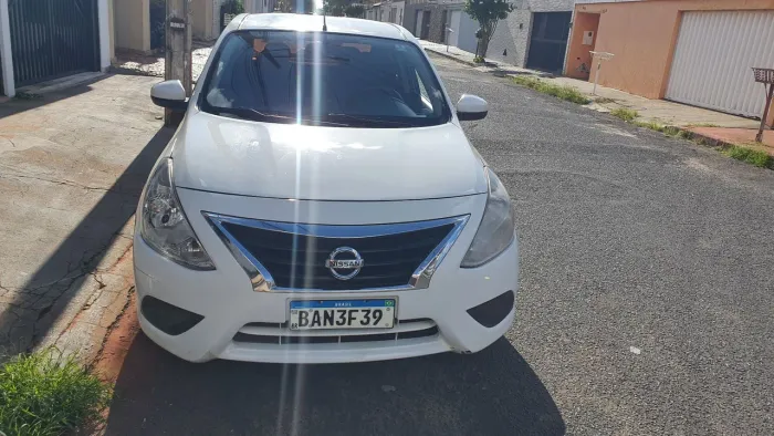 Nissan Versa 1.0 12V Flexstart 4P Mec. 2017