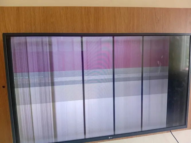 Tv 43 lg com defeito