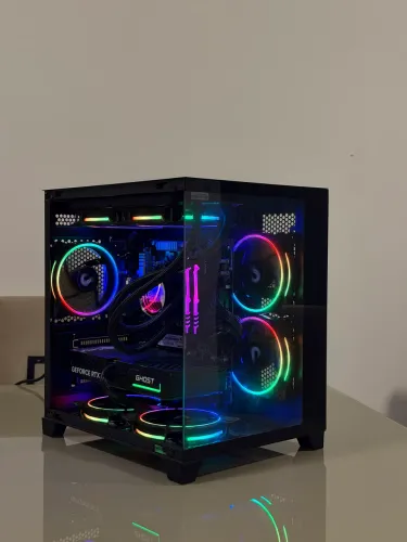 PC Gamer R7 5700X - RTX 5060