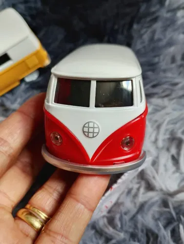 Kombi Miniatura Perua - Carrinho Colecionável Escala 1:32 | Abre Portas