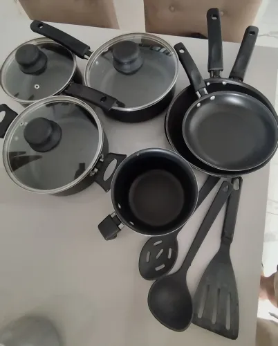 Kit panelas com espátulas