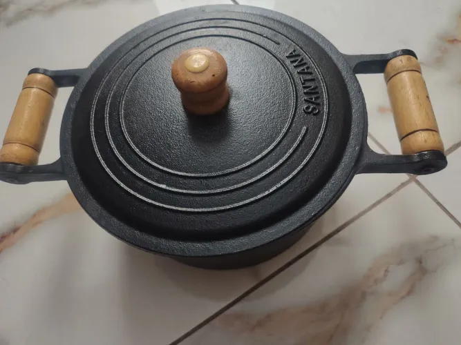 Panela de ferro Santana