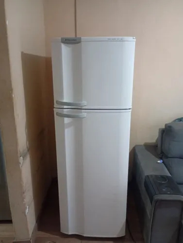 Geladeira Electrolux 450 litros degelo seco