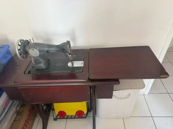 Máquina Singer