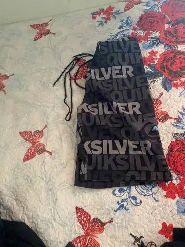 Short quiksilver