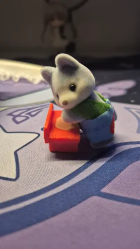Sylvanian families husky construtor blind bag