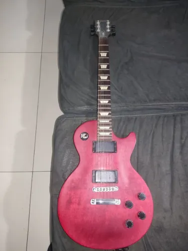 Gibson zerada com bag original e as Tags da Gibson