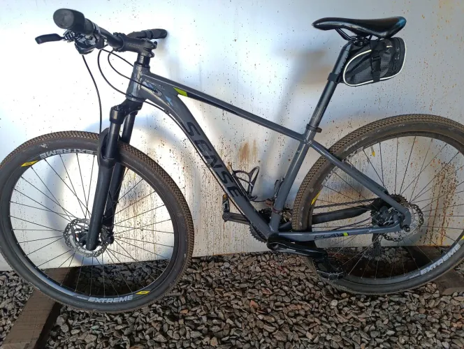 Vendo Bicicleta Sense Play 27 Velocidades, Toda no Shimano Alívio.