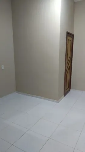 ALUGO GALPÃO COMERCIAL AMPLO: DIMENSÕES: 13X26M2/ PÉ DIREITO ALTO: 7,20 / PISO INDUSTRIAL