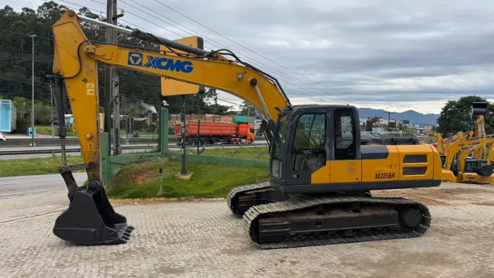 Escavadeira Hidráulica  Xcmg Xe225br 