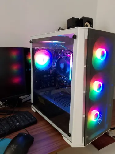 Computador gamer feminino