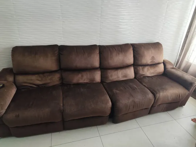 Sofa cinema retrátil 
