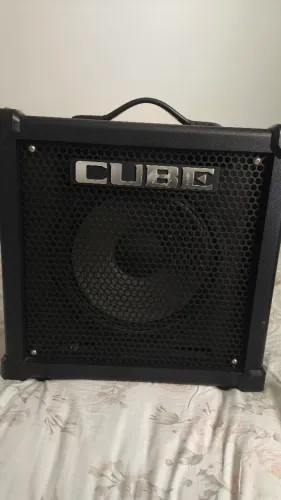 Cubo Roland CUBE 40W
