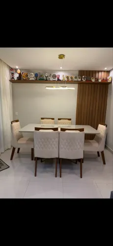6 Cadeiras para mesa de Jantar