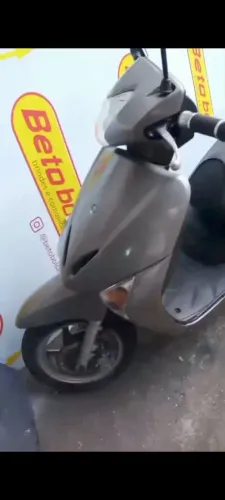 Honda lead 110 super econômica e fácil de pilotar moto pro dia a dia valor aceito cartão