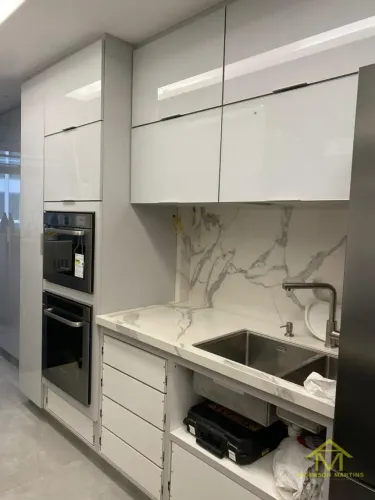 Apartamento com Vista para o Mar em Itapuã: 4 Quartos com Suíte com 130 m²
