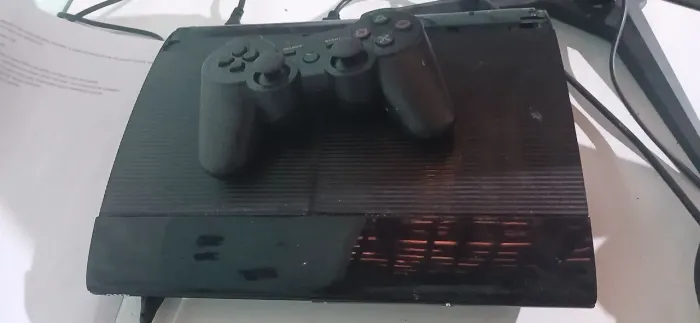 Ps3 Com Loja (thanos) e outras. 250gb com controle