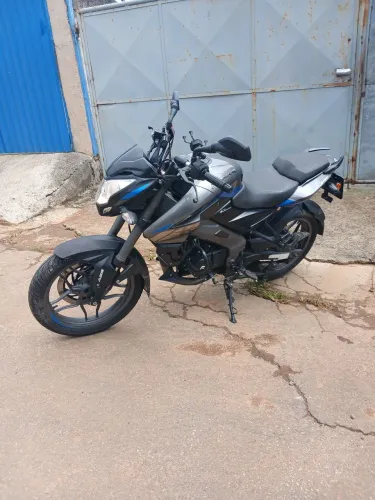 Bajaj dominar 160