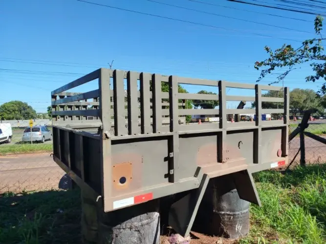 Carroceria Agrale Marruá